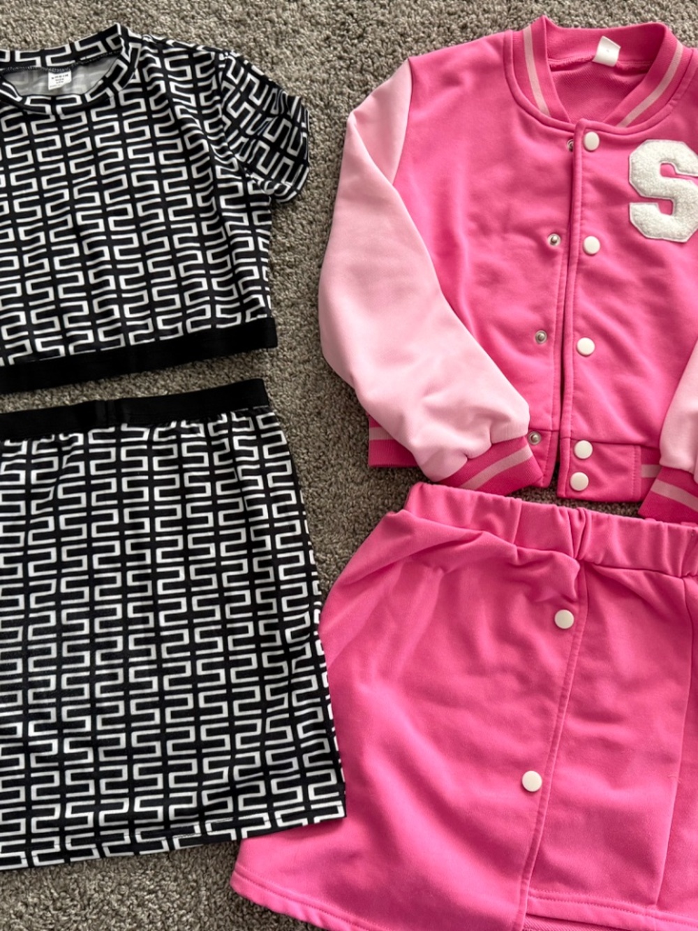 GIRLS MATCHING SETS - Picture 2 of 2